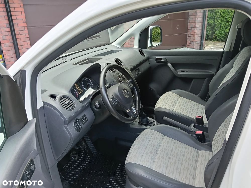 Volkswagen Caddy - 27