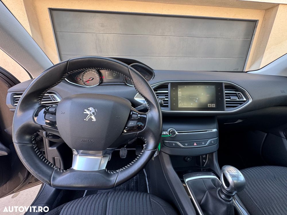 Peugeot 308 e-HDi 115 Stop & Start Access - 12