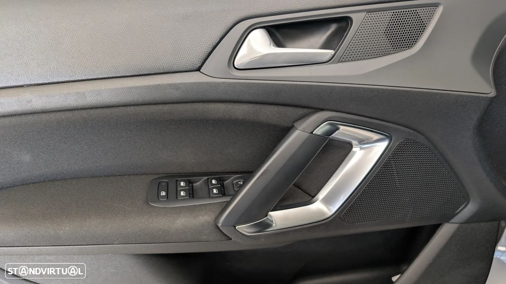Peugeot 308 SW 1.5 BlueHDi Style - 14