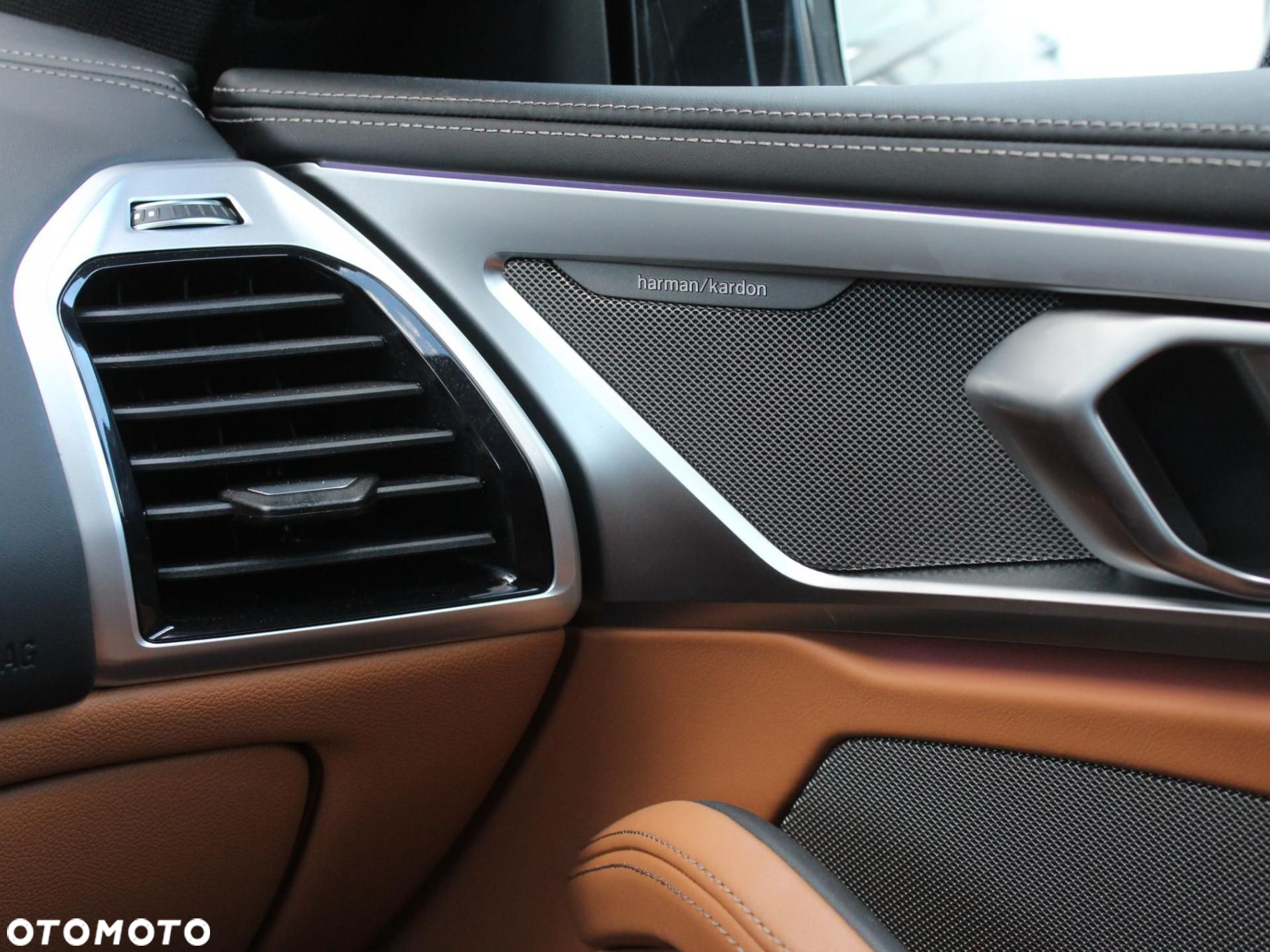 BMW Seria 8 - 15