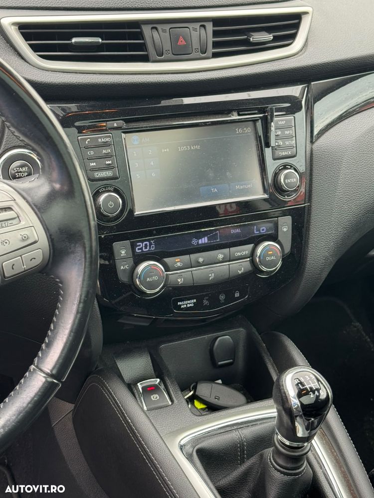 Nissan Qashqai 1.5 DCI Start/Stop N-Connecta - 10