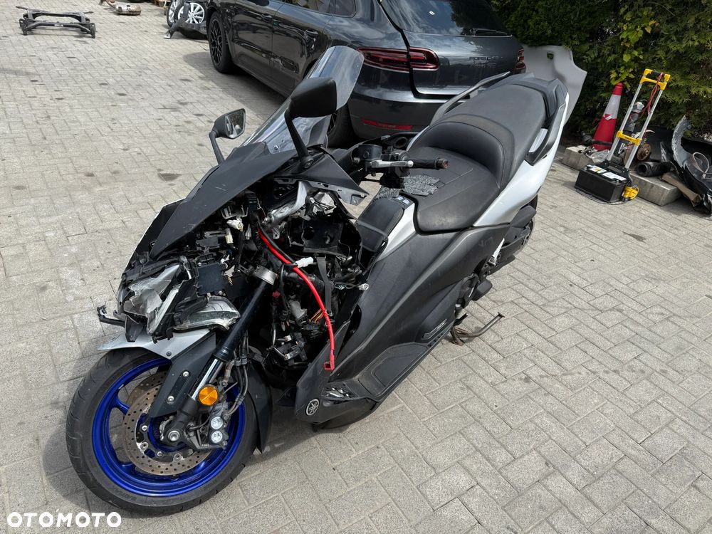 Yamaha Tmax - 3