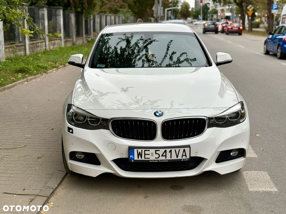 BMW 3GT 320i - 13