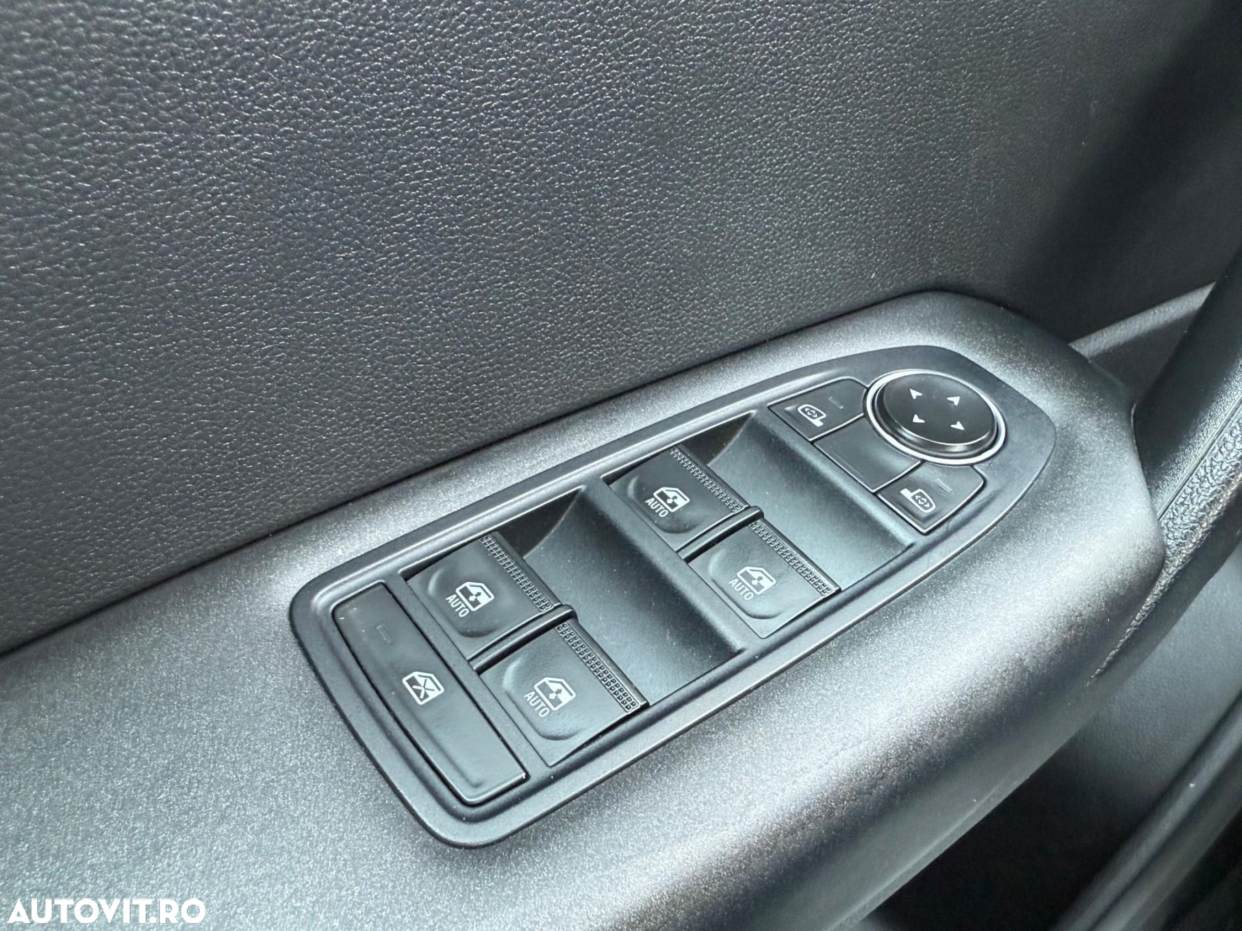 Renault Captur - 18