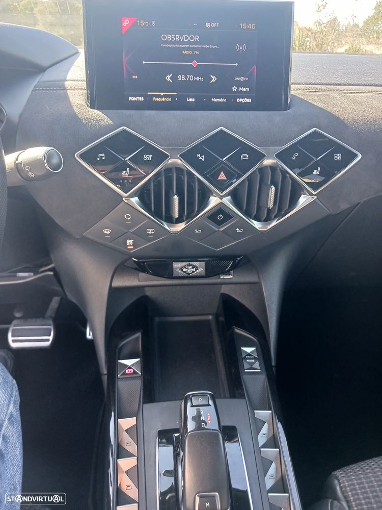 DS DS3 Crossback PureTech 130 Aut. PERFORMANCE LINE + - 17