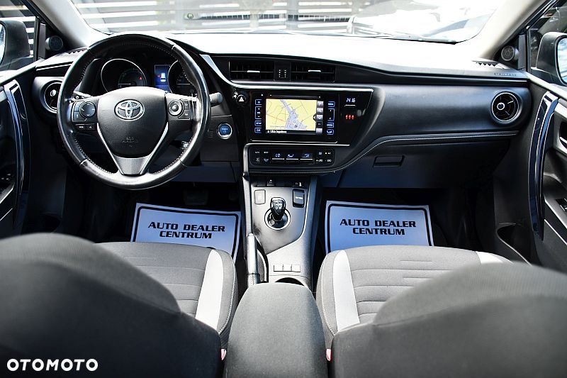 Toyota Auris 1.8 HSD Prestige - 8