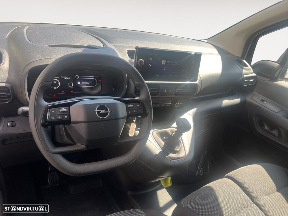 Opel Astra 1.5 D GS Aut. - 10