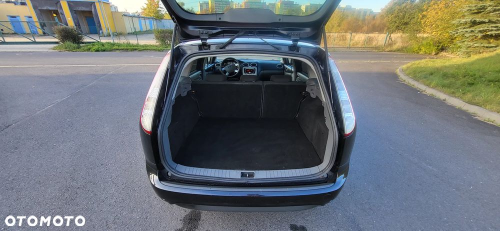 Ford Focus 1.6 16V Ambiente - 21