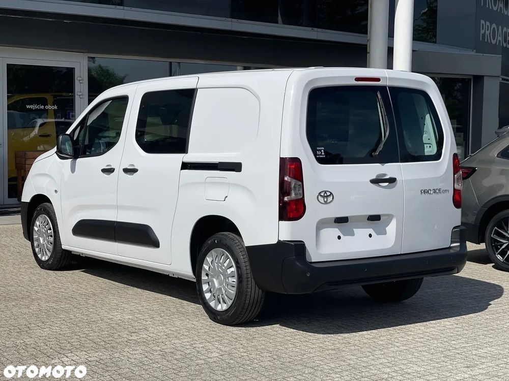 Toyota Proace City - 11