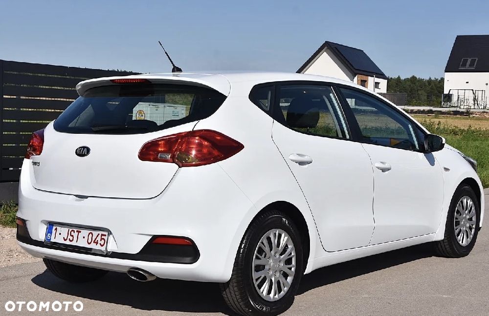 Kia Ceed - 5
