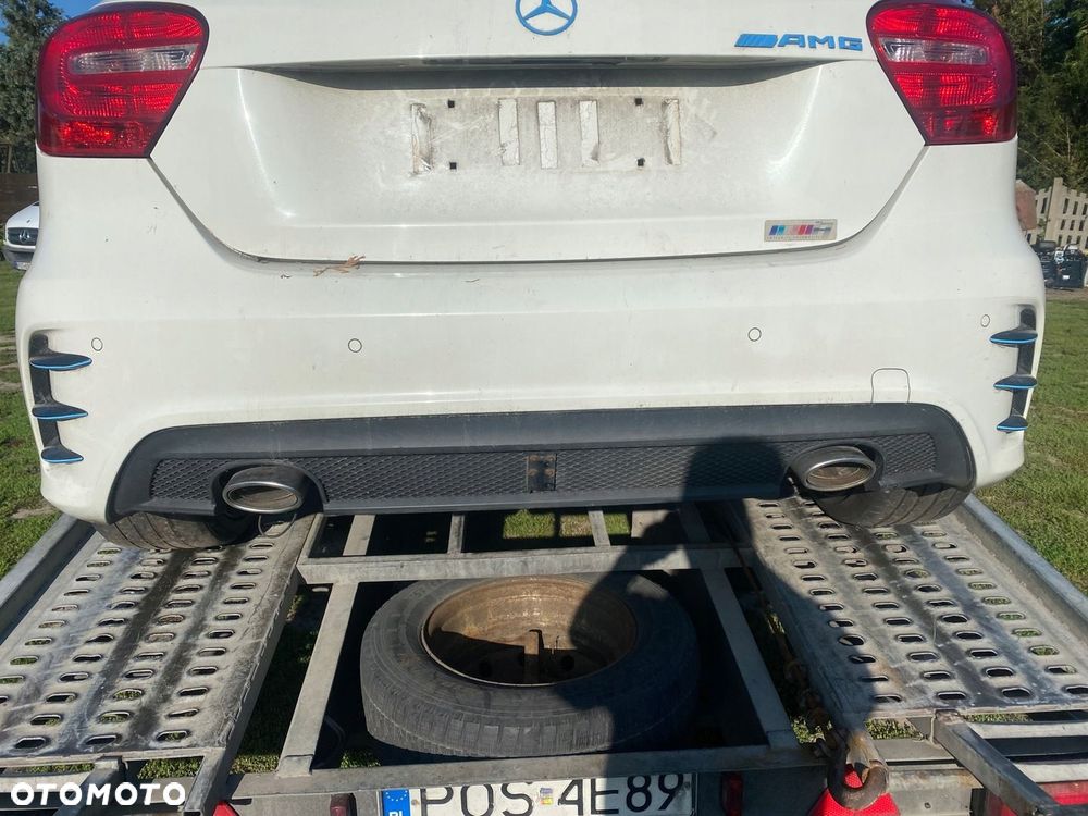 MERCEDES A 176 amg zderzak tylny kolor 650 - 1