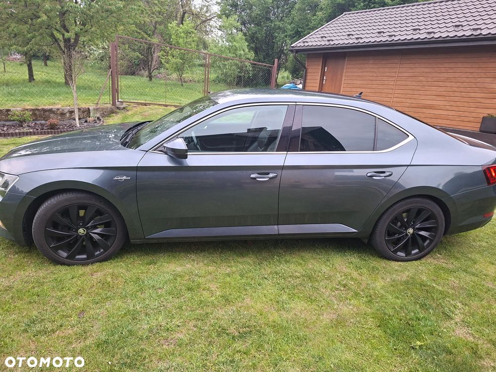 Skoda Superb 2.0 TDI L&K DSG - 12