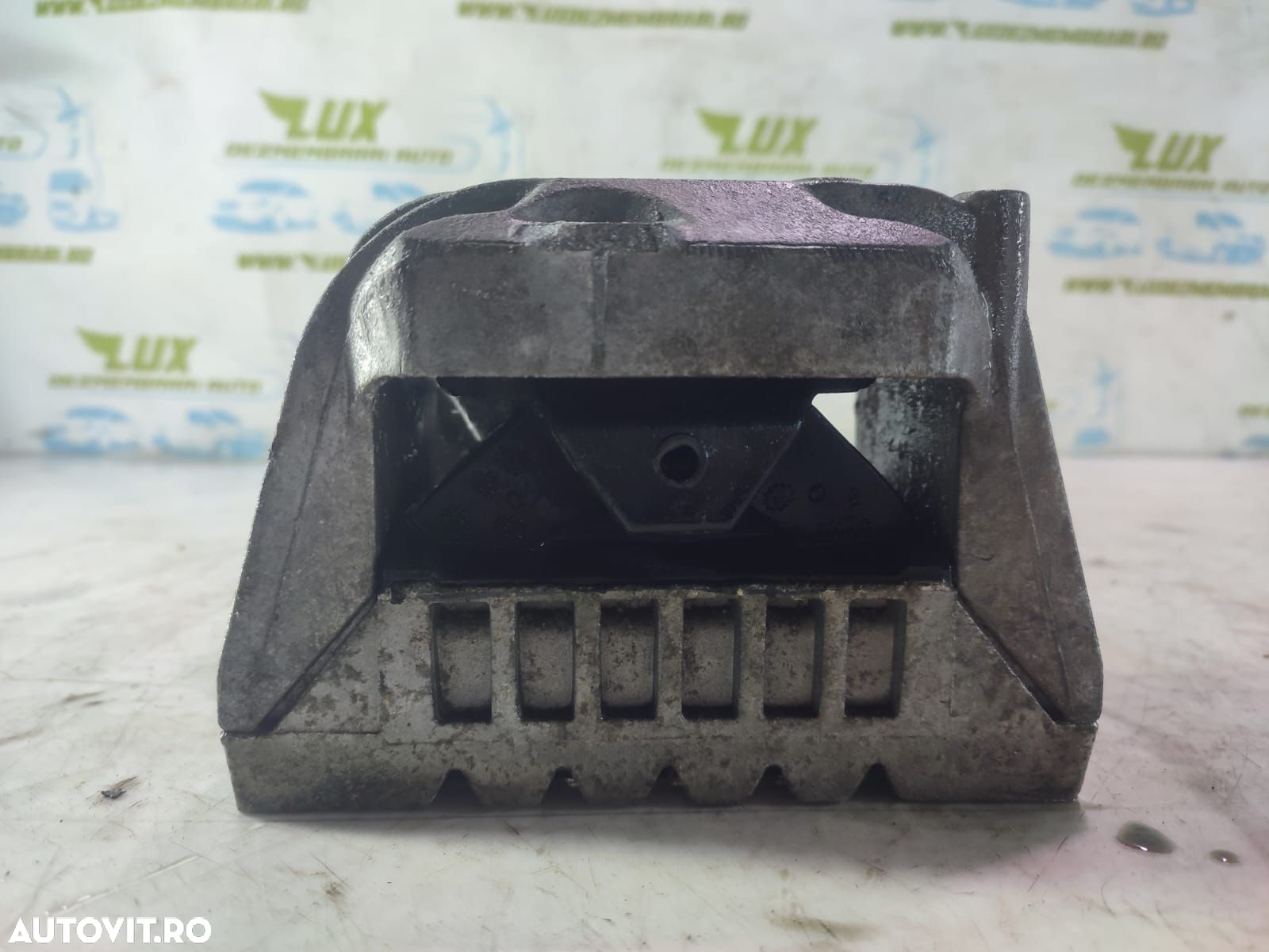 Suport motor 1.9 tdi bls Volkswagen VW Golf 5 [2003 - 2009] 1.9 BLS - 2