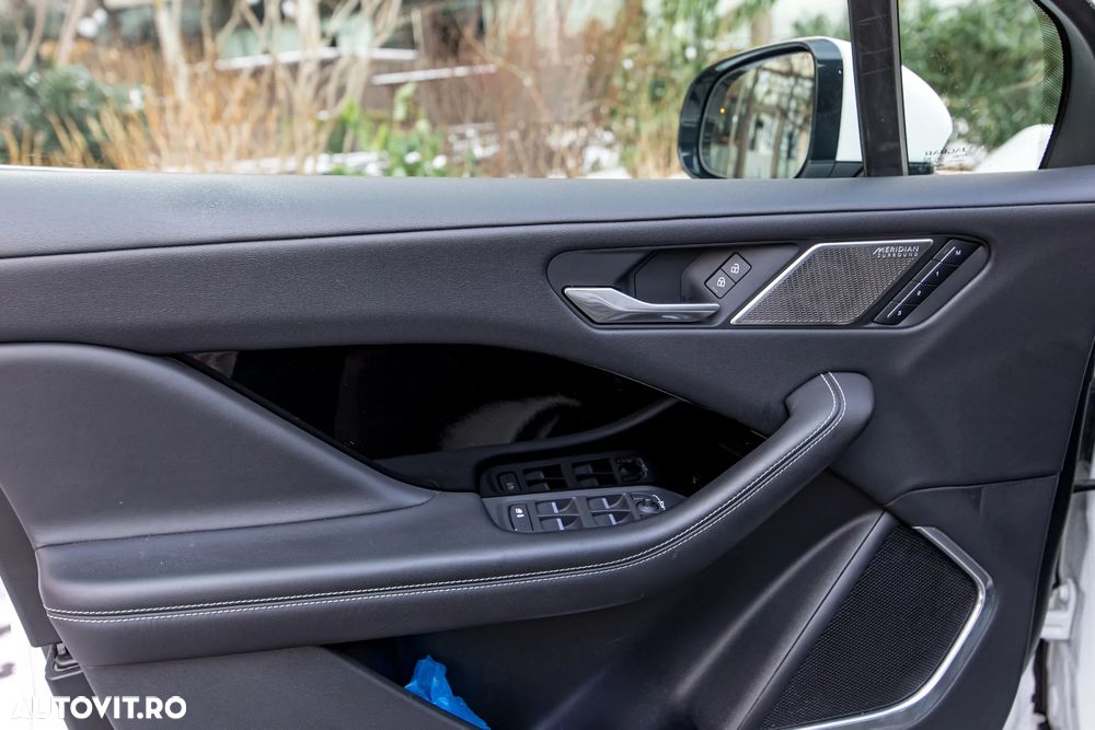 Jaguar I-Pace HSE - 12