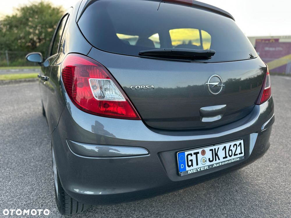 Opel Corsa 1.2 16V - 11