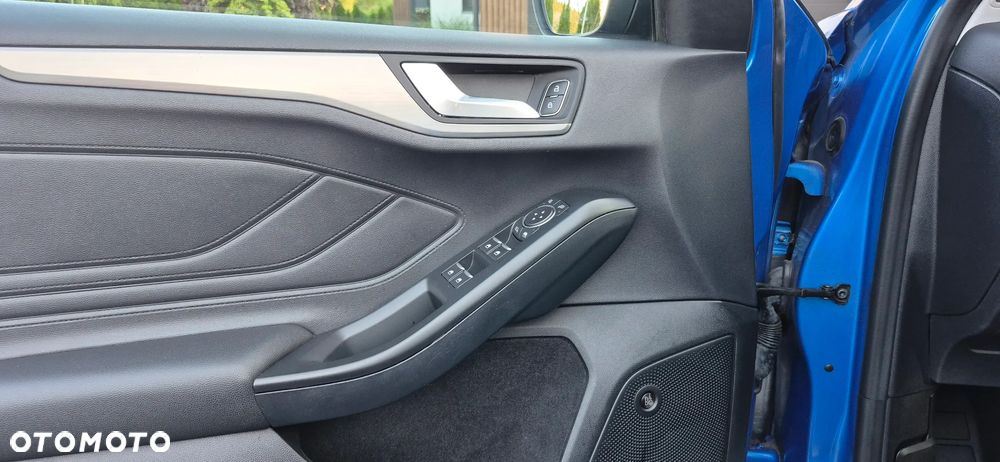 Ford Focus 2.0 EcoBlue Titanium Business - 23