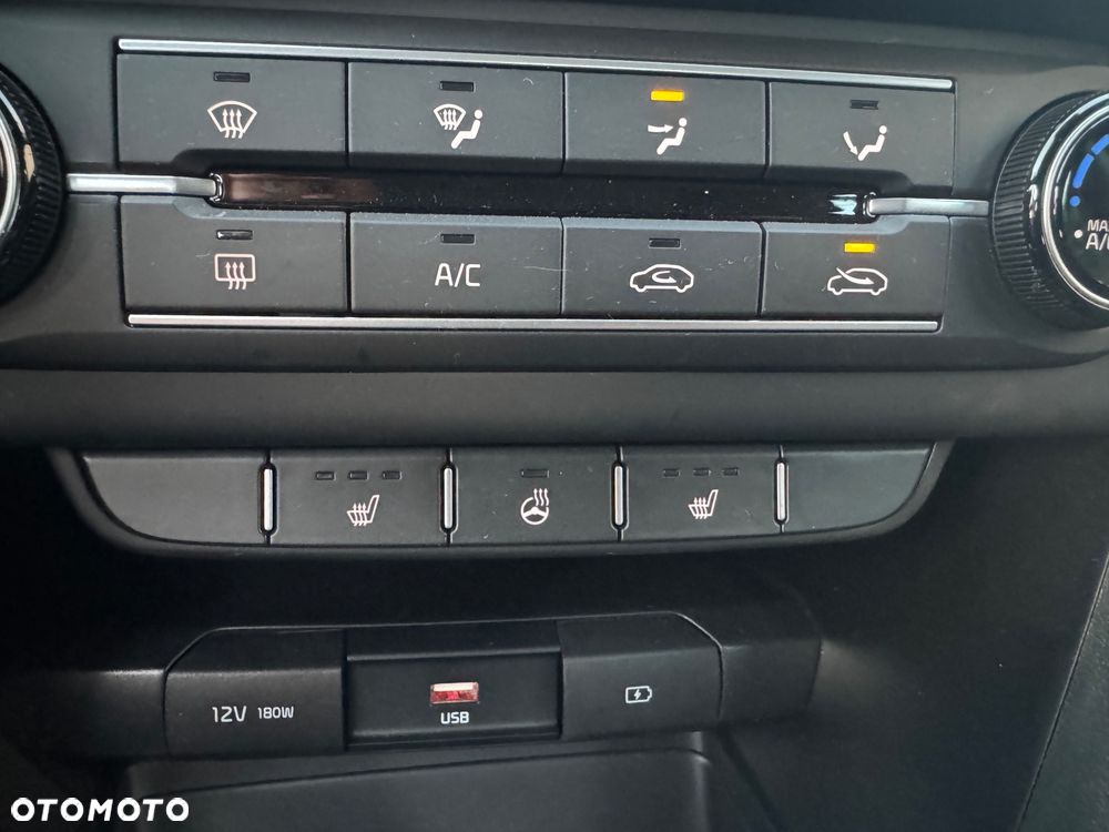 Kia XCeed - 8
