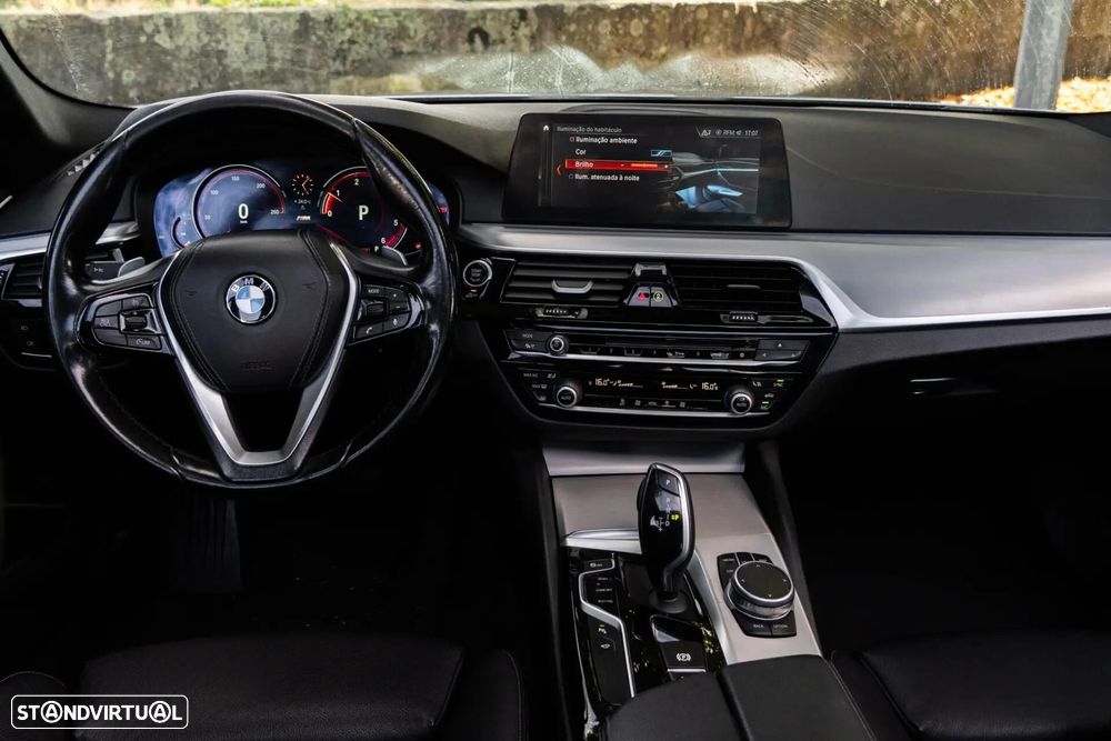 BMW 520 d ED Line Luxury - 11