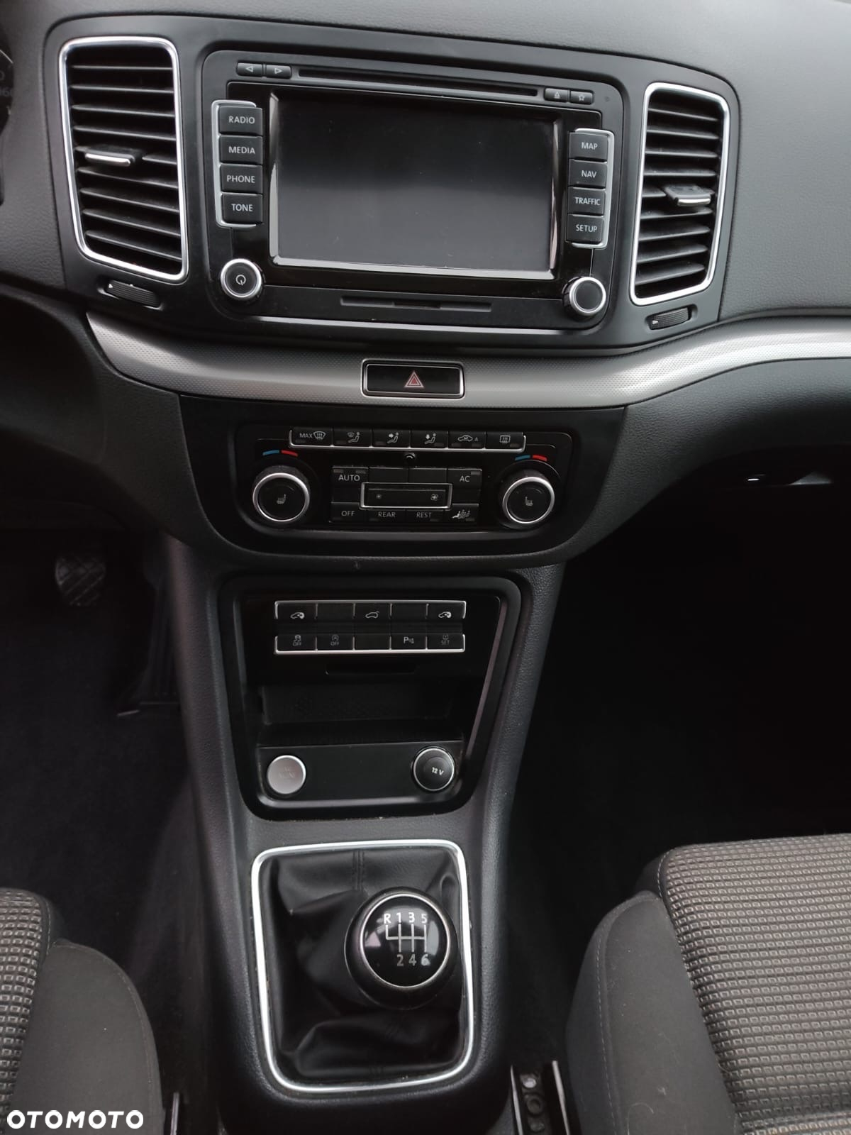 Volkswagen Sharan 2.0 TDI Comfortline - 4