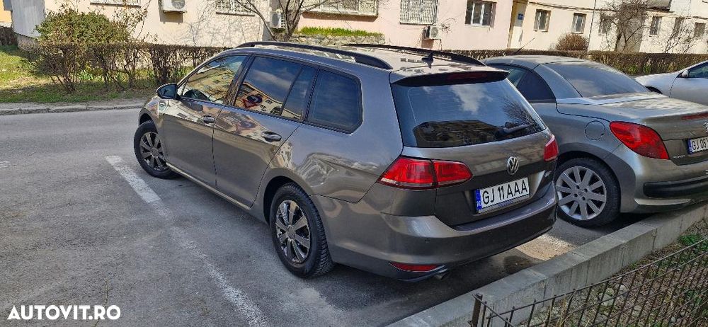 Volkswagen Golf 1.6 TDI DPF Trendline - 3