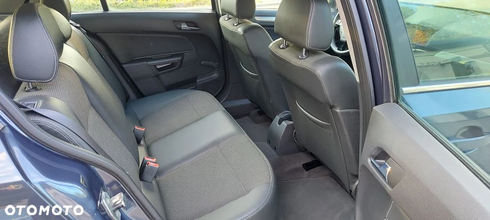 Opel Astra 1.8 Edition - 31