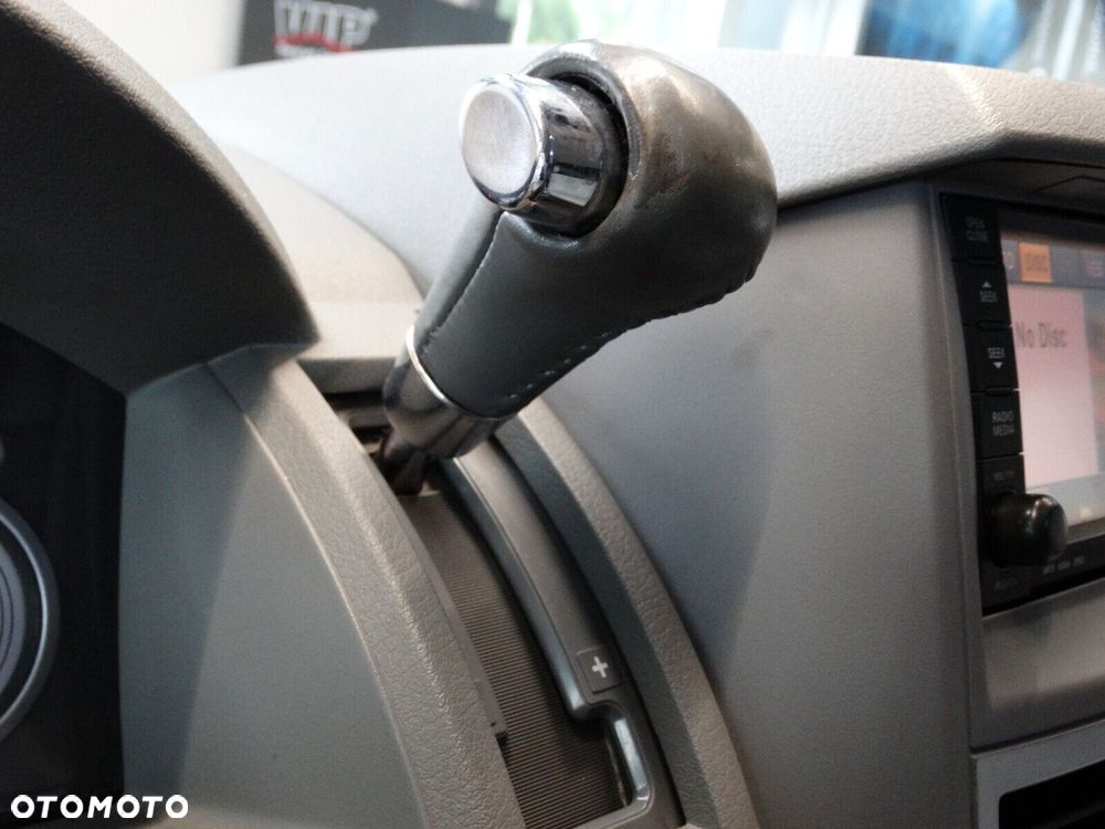 Chrysler Grand Voyager - 32