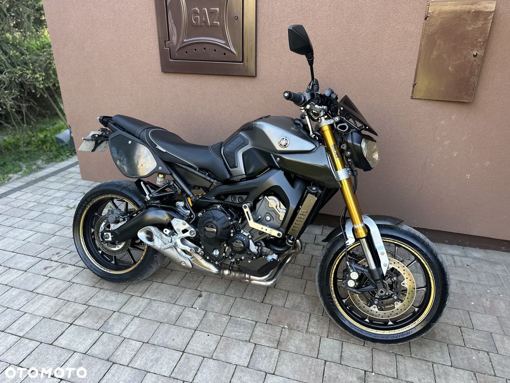 Yamaha MT - 7