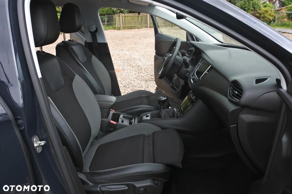 Opel Grandland X 1.2 Start/Stop Business INNOVATION - 6
