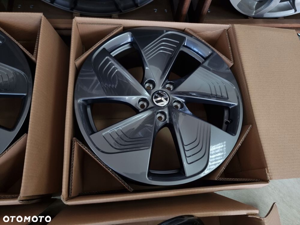 10E601025N Felgi Vw 18 5X112 Vw Golf 5 6 7 Id3 Jetta Touran - 6