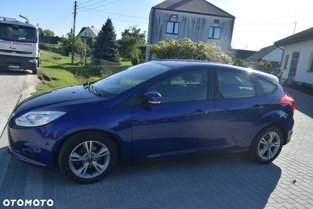 Ford Focus 1.6 TDCi DPF Start-Stopp-System SYNC Edition - 18