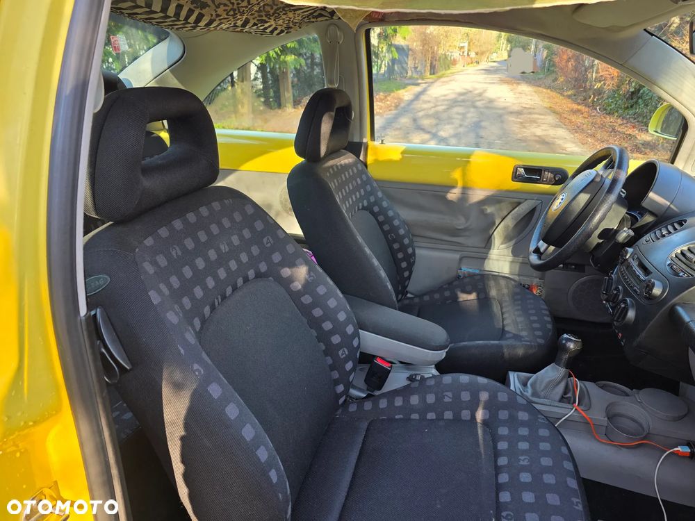 Volkswagen New Beetle 2.0 - 6