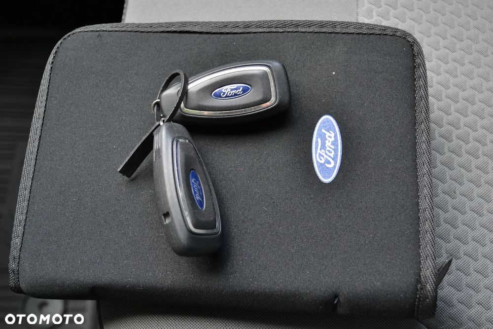 Ford Kuga 1.5 EcoBoost 2x4 SYNC - 34