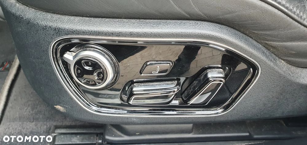 Audi A8 - 16