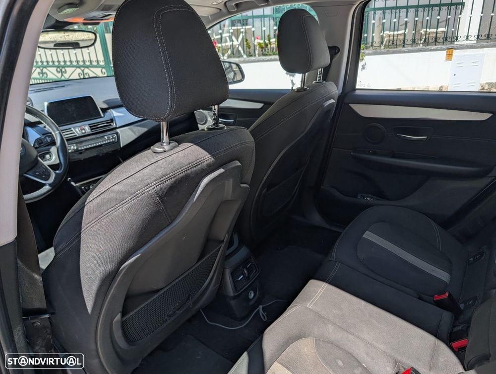 BMW 216 Active Tourer d Aut. Advantage - 10