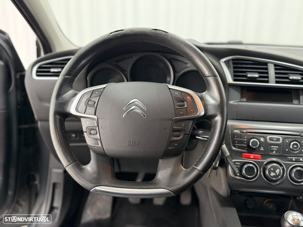 Citroën C4 1.6 HDi Attraction - 8