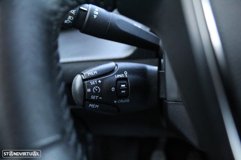 Peugeot 208 1.2 PureTech Active - 14