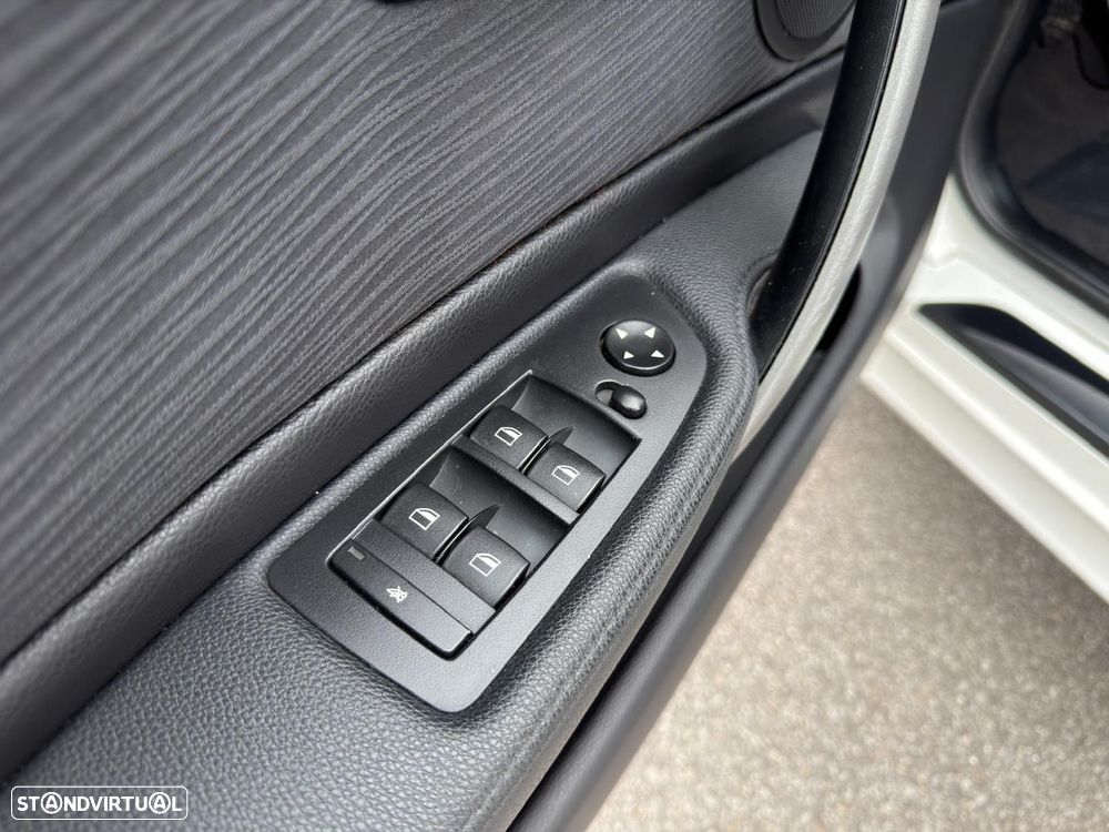 BMW 118 d - 17
