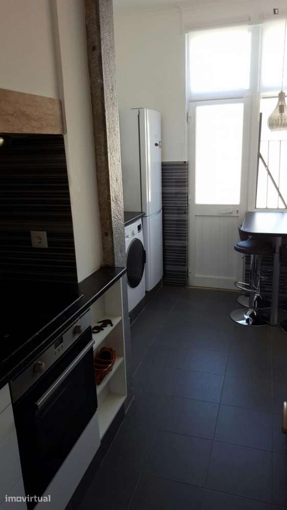 Quarto - localizado em Ajuda Lisbon - Grande imagem: 2/13