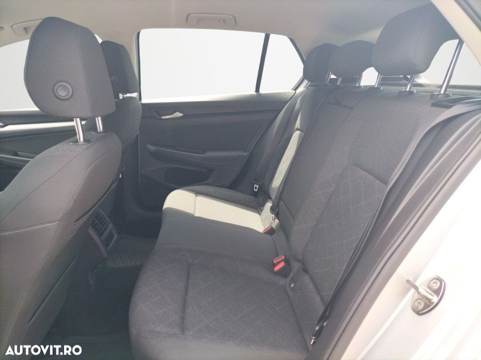 Volkswagen Golf 1.5 eTSI DSG MHEV Life - 14