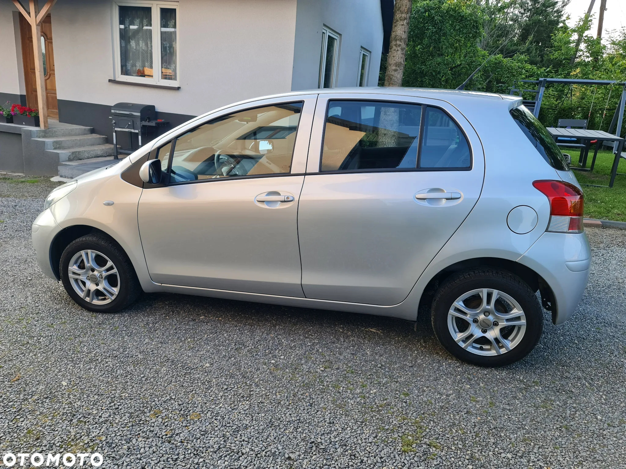 Toyota Yaris - 20