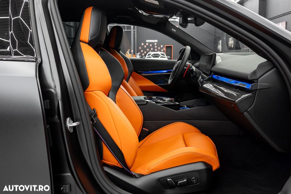 BMW M5 xDrive - 14