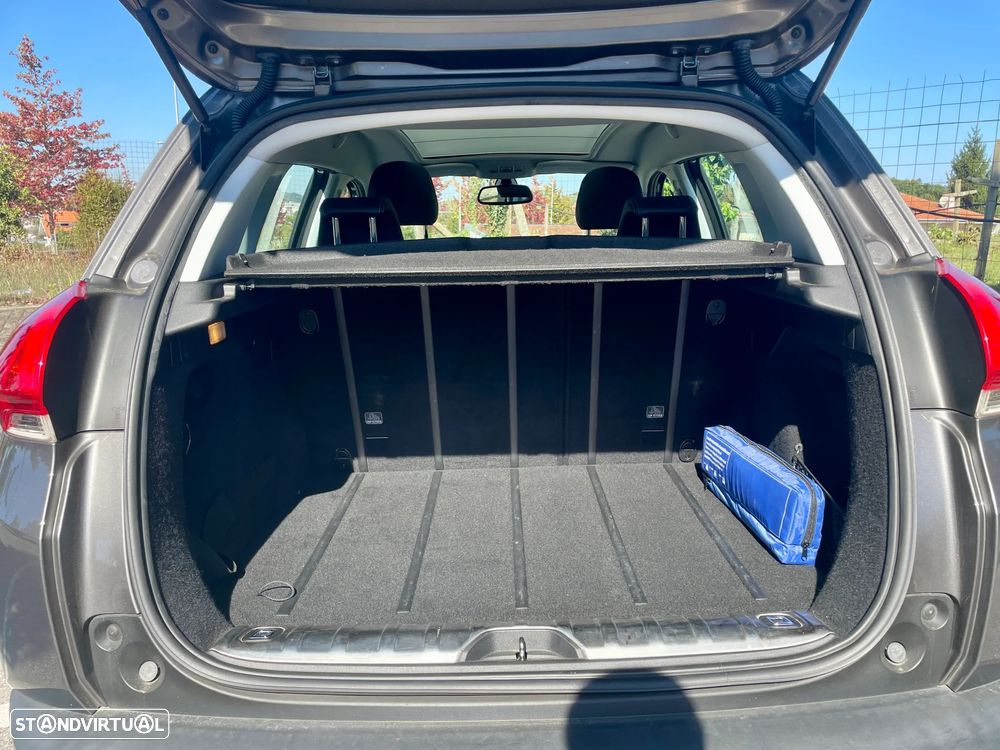 Peugeot 2008 1.6 e-HDi Allure 2-Tronic - 16