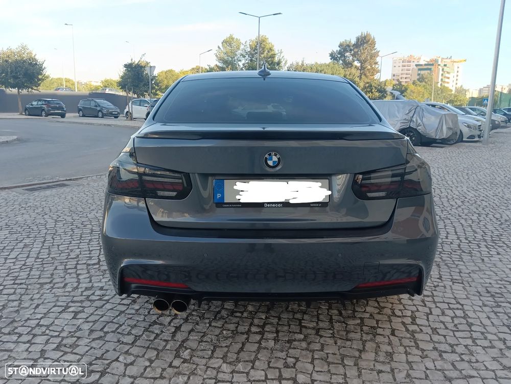 BMW 330 e iPerformance Pack M - 22
