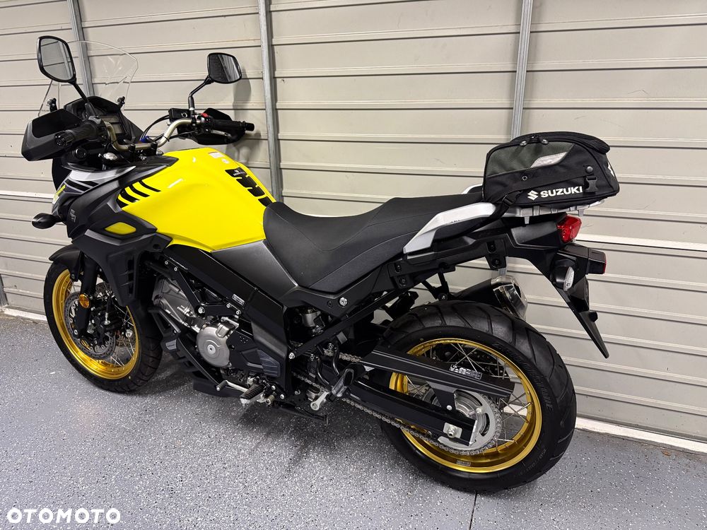 Suzuki V-STROM - 15