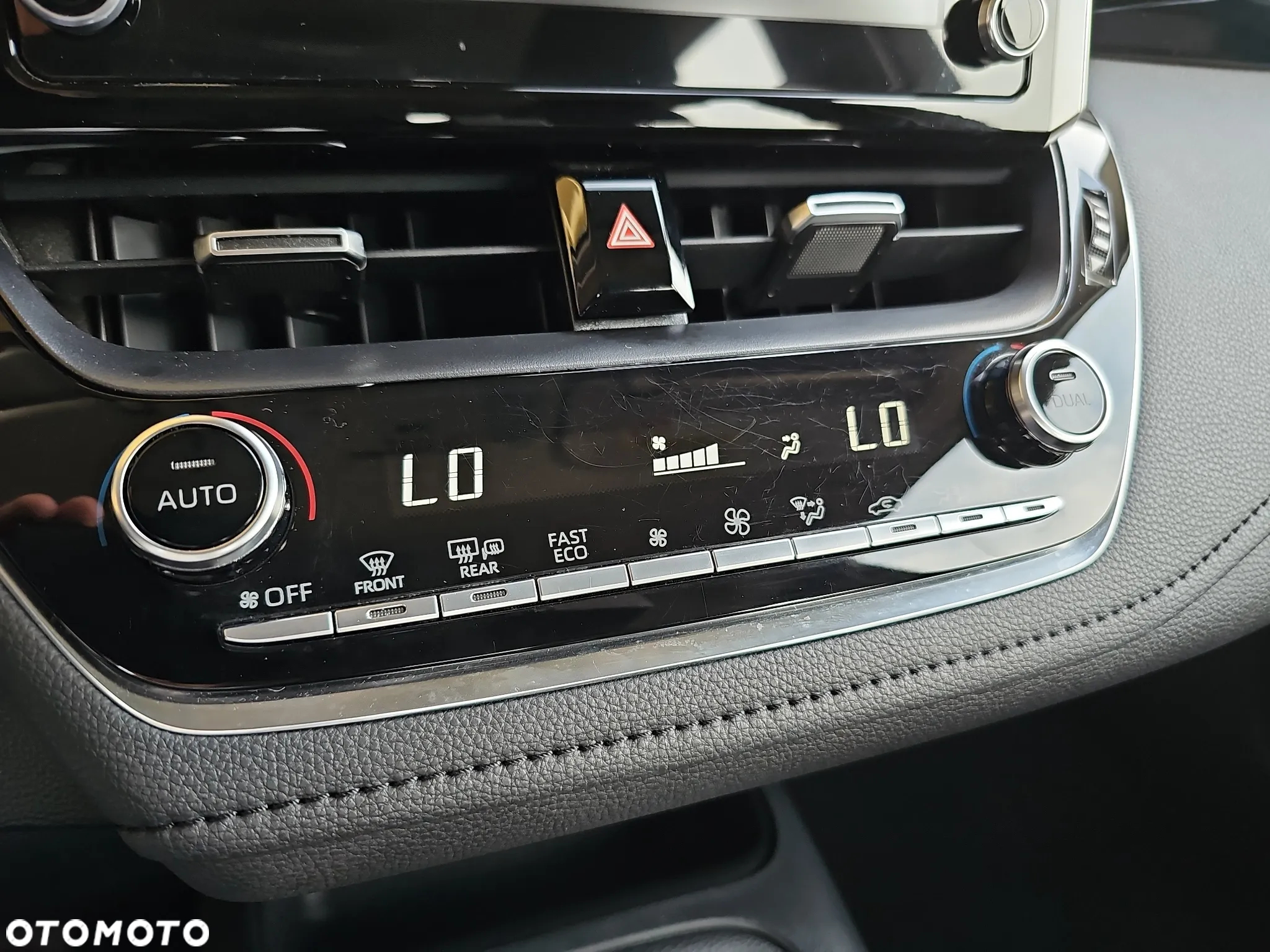 Toyota Corolla 1.5 Comfort - 23