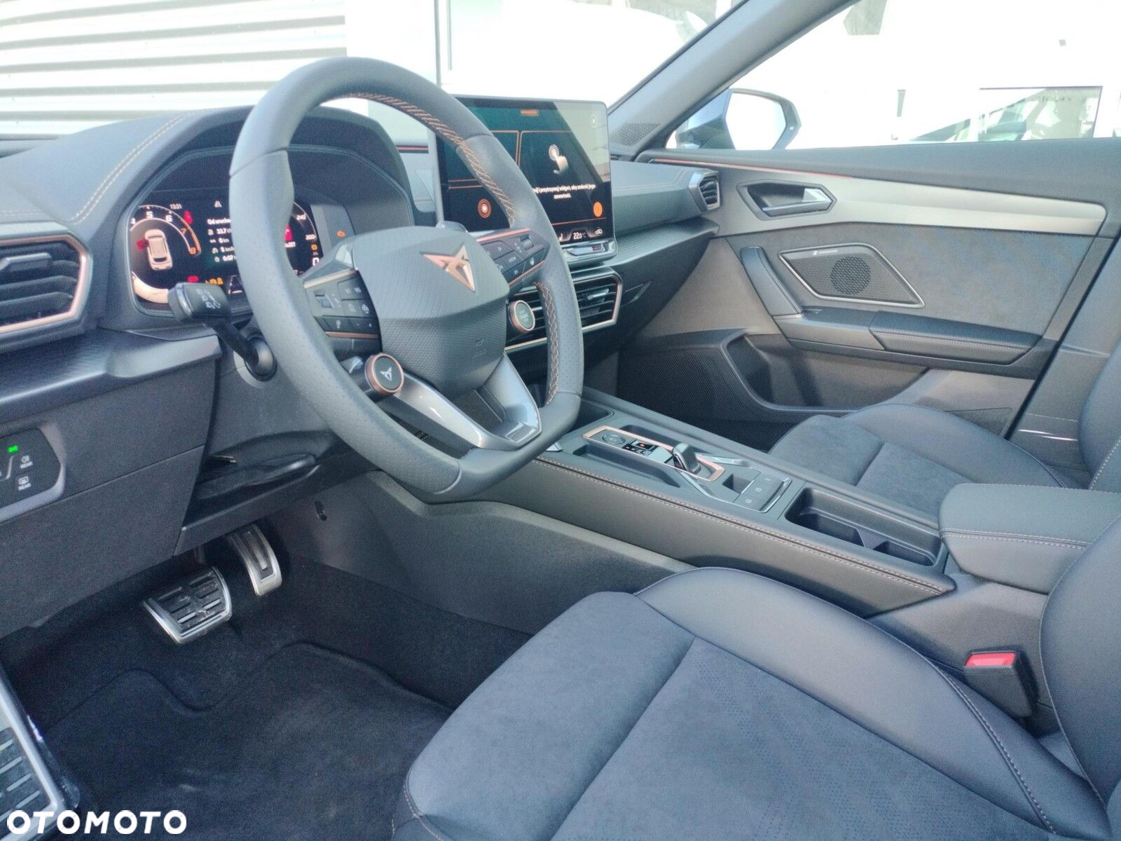 Cupra Formentor 1.5 eTSI mHEV DSG - 13