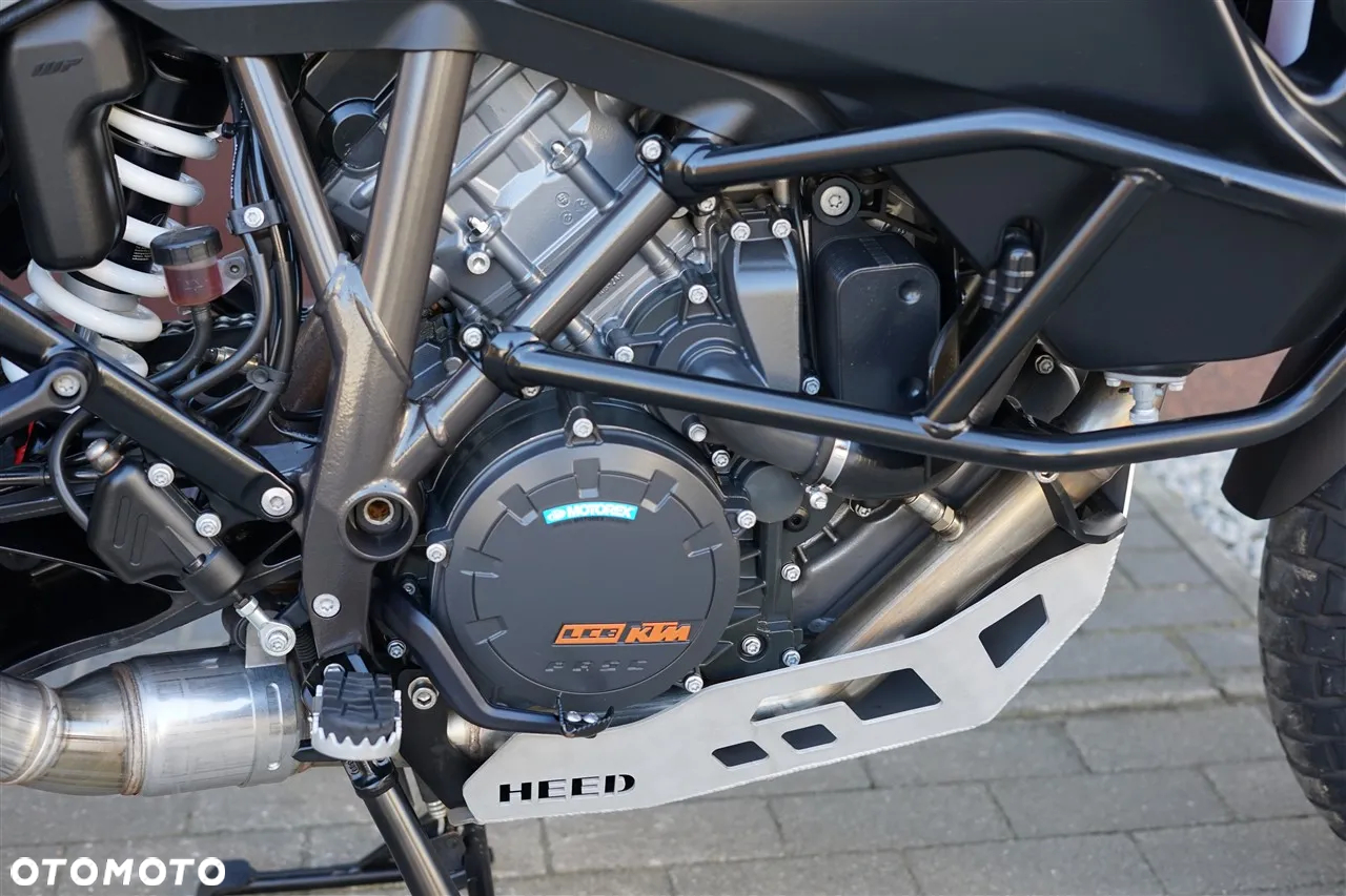 KTM Super Adventure - 11