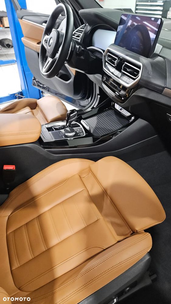 BMW X3 xM40i mHEV - 17