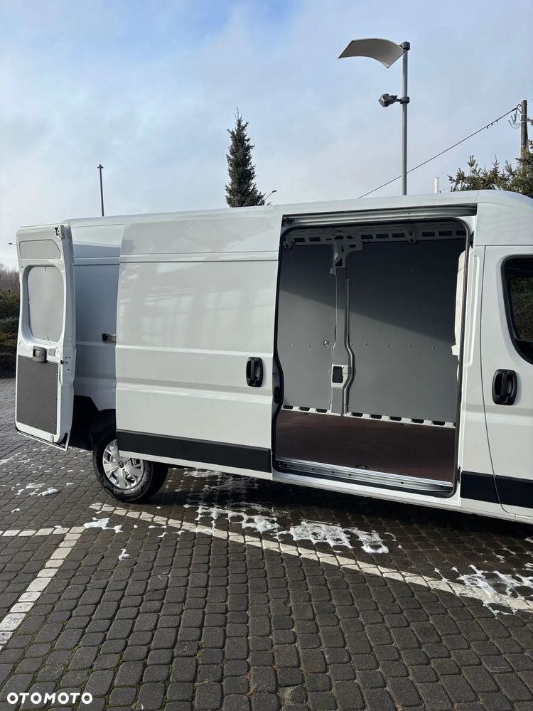 Toyota Proace MAX - 11