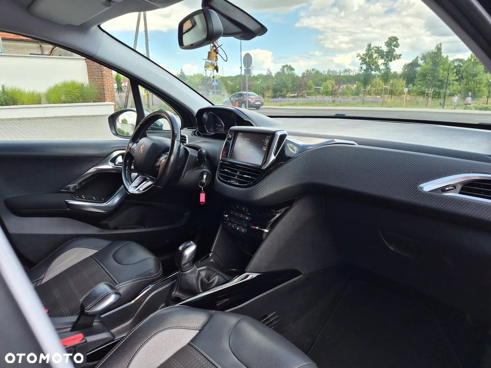 Peugeot 2008 - 16